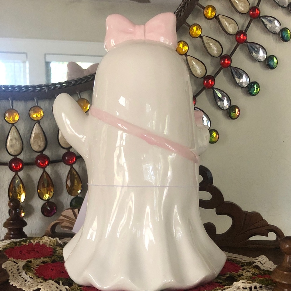NEW Pink Bow Ghost Ceramic Halloween Figurine w/ Pink Purse & Cup - Picture 6 of 6